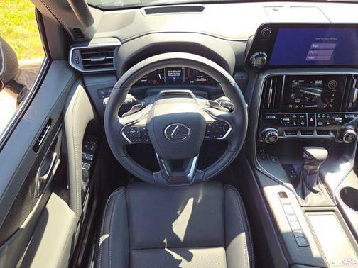 Caviar 2026 Lexus LX 600 Luxury