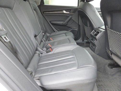 2019 Audi Q5 2.0T Premium Plus