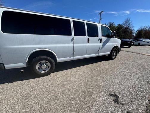 2024 Chevrolet Express 3500 RWD 3500 Extended Wheelbase LS