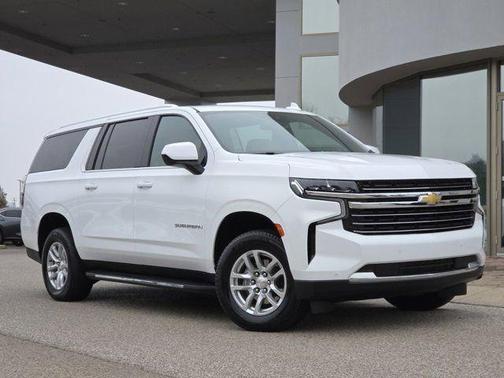 2024 Chevrolet Suburban LT