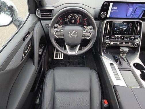 2023 Lexus LX 600 F SPORT