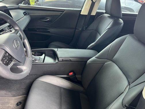 2023 Lexus ES 350 Base