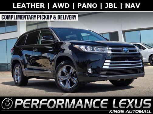 Midnight Black Metallic 2019 Toyota Highlander Hybrid Platinum