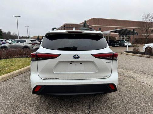 2023 Toyota Highlander Hybrid XLE