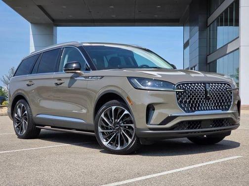 Harbor Gray Clearcoat 2025 Lincoln Aviator Reserve AWD