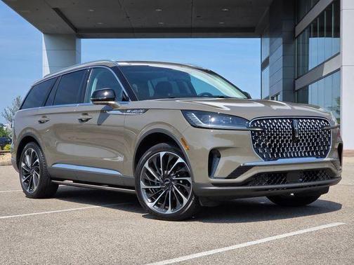 Harbor Gray Clearcoat 2025 Lincoln Aviator Reserve AWD