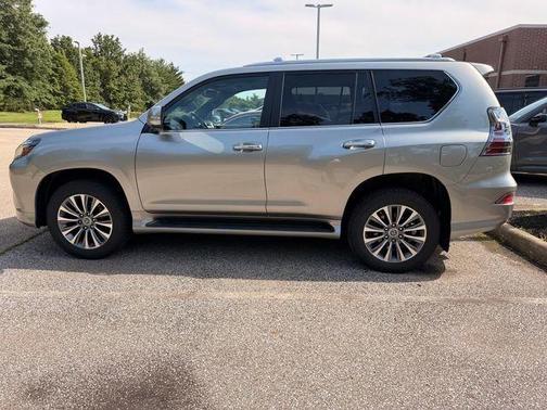Starfire Pearl 2021 Lexus GX 460 Luxury