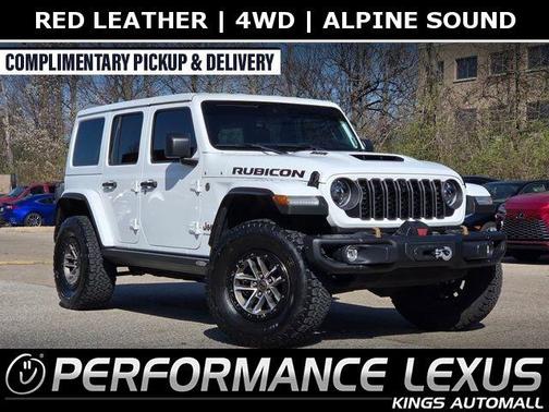 Bright White Clearcoat 2024 Jeep Wrangler Rubicon 392