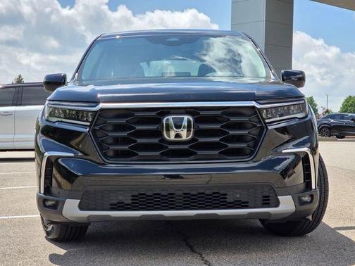 Crystal Black Pearl 2023 Honda Pilot AWD EX-L 8 Passenger