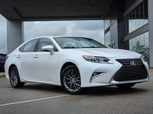 Eminent White Pearl 2018 Lexus ES 350 Base