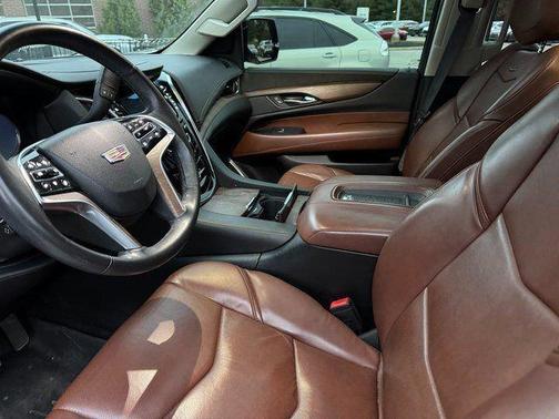 2017 Cadillac Escalade Premium Luxury