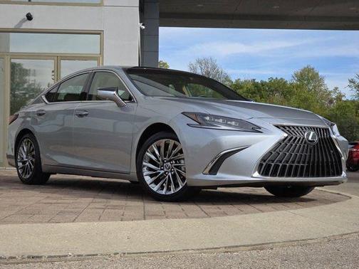 2025 Lexus ES 350 Ultra Luxury