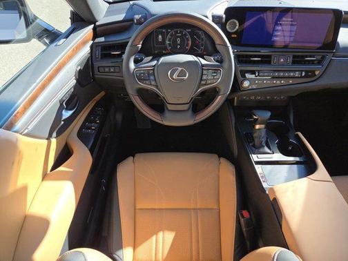 2025 Lexus ES 350 Ultra Luxury