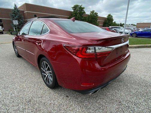 2017 Lexus ES 350 Base