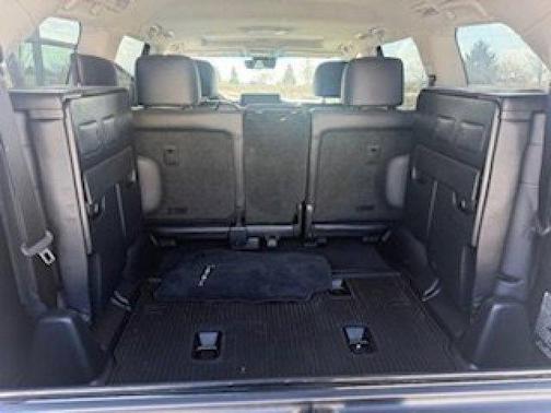 2021 Lexus LX 570 Three-Row