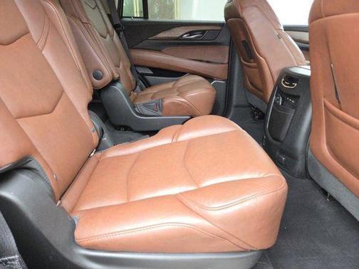 2018 Cadillac Escalade Premium Luxury