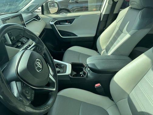 2019 Toyota RAV4 Hybrid Limited