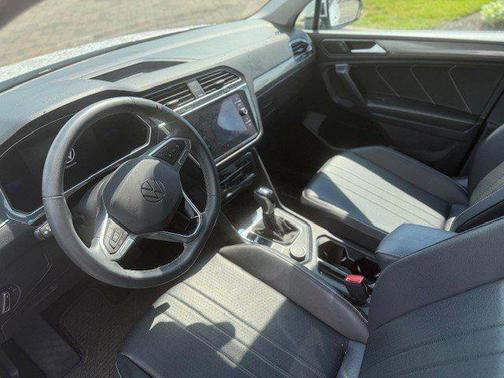 2022 Volkswagen Tiguan 2.0T SE 4MOTION