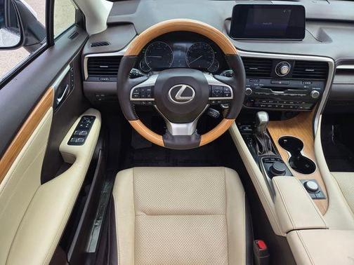White Pearl 2019 Lexus RX 350L Premium