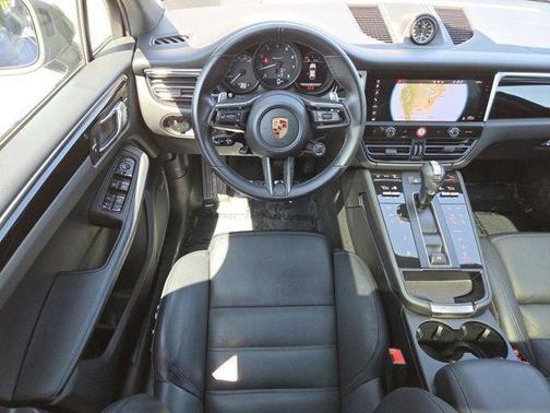 2024 Porsche Macan T
