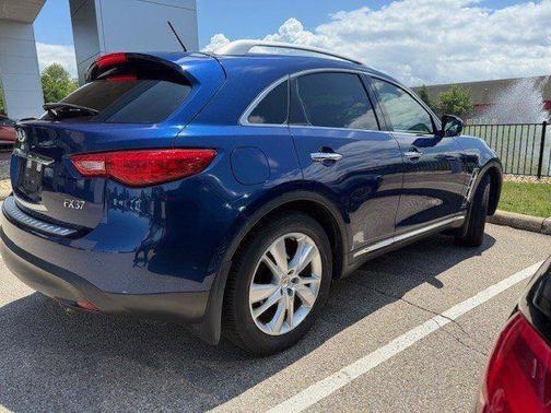 2013 INFINITI FX37 Base