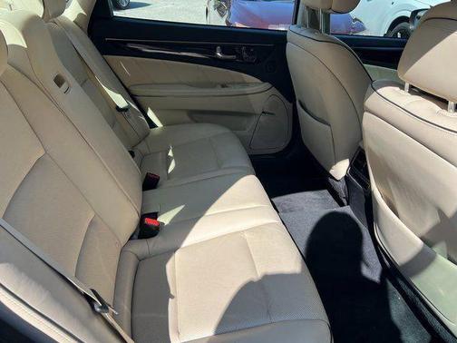 2015 Hyundai Equus Signature