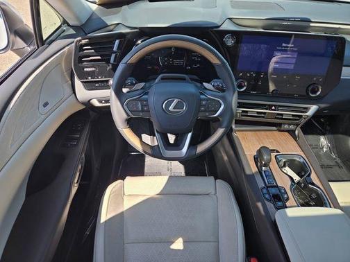 Eminent White Pearl 2025 Lexus RX 350 Luxury