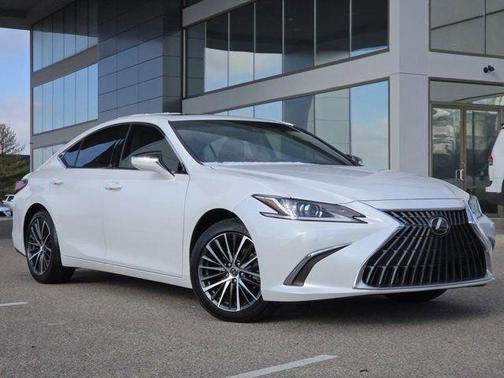 2023 Lexus ES 350 Base