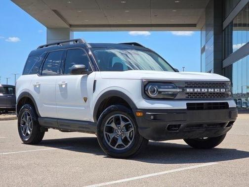 Oxford White 2022 Ford Bronco Sport Badlands