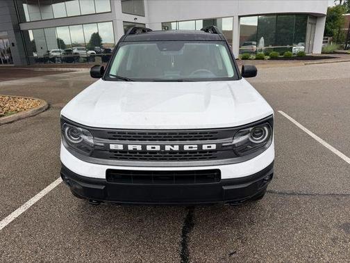Oxford White 2022 Ford Bronco Sport Badlands