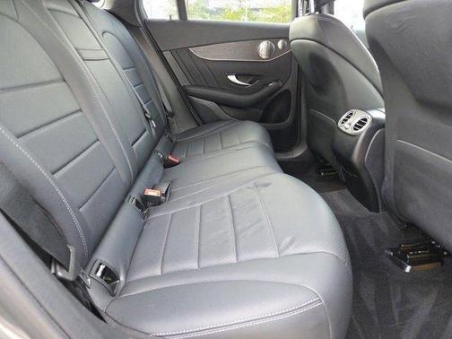 2021 Mercedes-Benz GLC 300 4MATIC