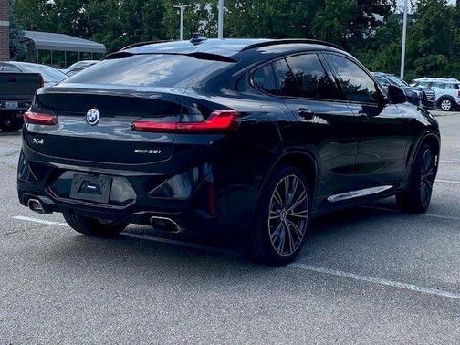 Black Sapphire Metallic 2023 BMW X4 xDrive30i