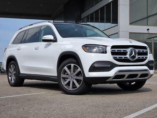 White 2023 Mercedes-Benz GLS 450 4MATIC