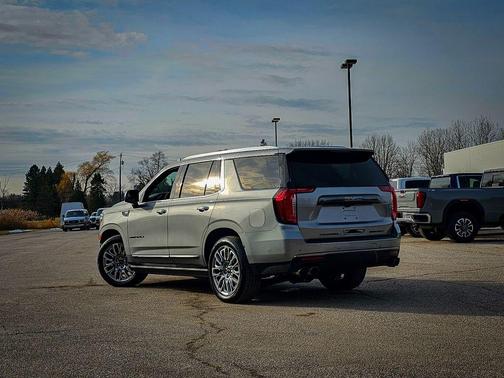 2023 GMC Yukon Denali Ultimate