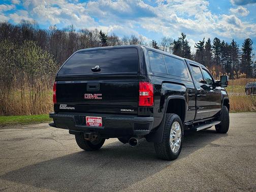 Onyx Black 2019 GMC Sierra 2500 Denali