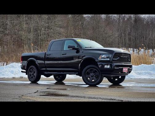 2018 RAM 2500 Laramie Crew Cab 4x4 6'4' Box