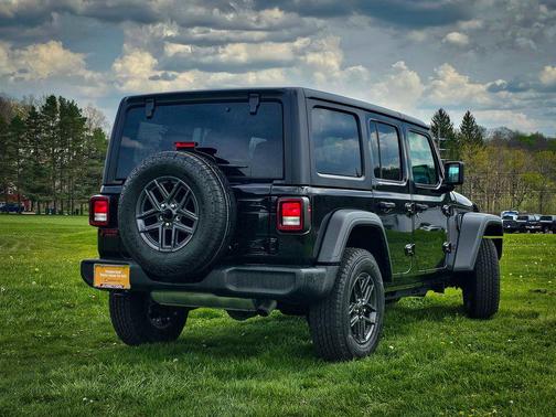 Black Clearcoat 2025 Jeep Wrangler Sport S