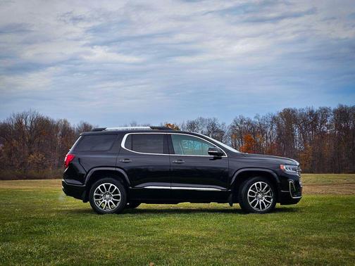 2022 GMC Acadia Denali