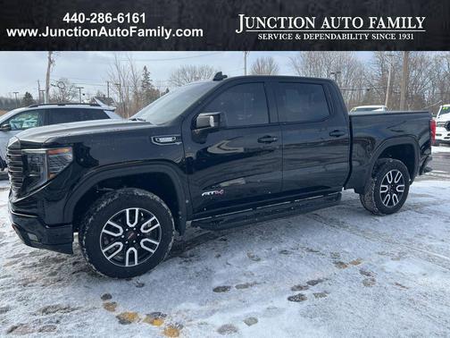 2024 GMC Sierra 1500 AT4