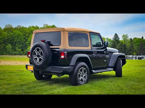 2020 Jeep Wrangler Black and Tan