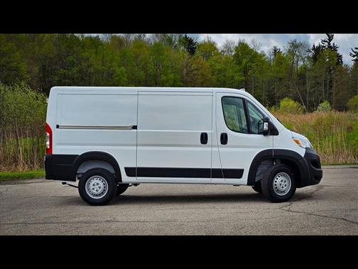 2025 RAM ProMaster 1500 Low Roof