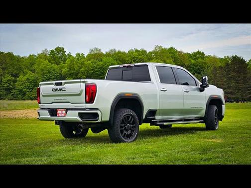 2022 GMC Sierra 2500 Denali