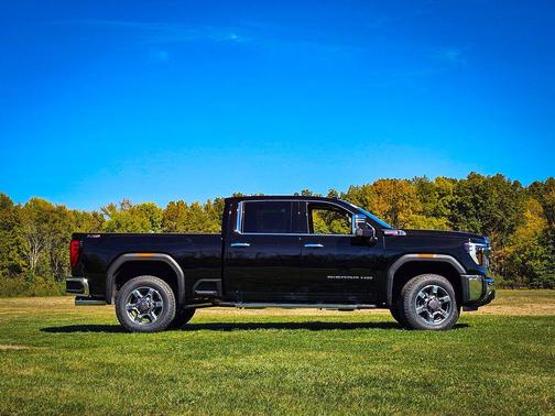 2026 GMC Sierra 2500 SLT