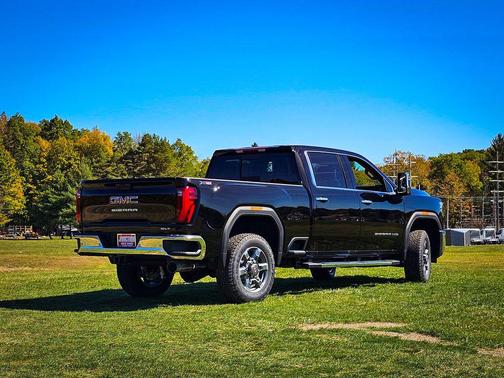 2026 GMC Sierra 2500 SLT