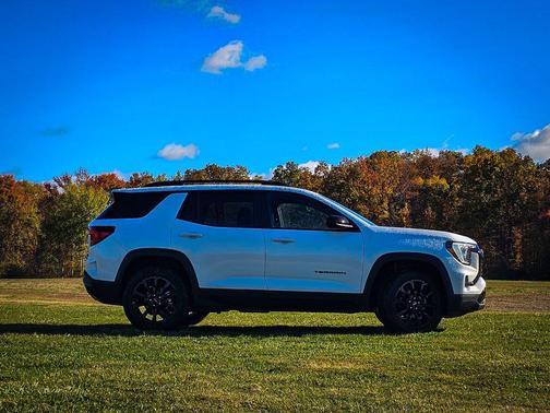 2026 GMC Terrain AWD Elevation