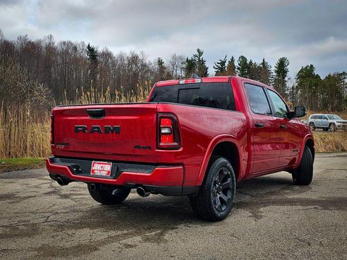Molten Red Pearlcoat 2026 RAM 1500 Big Horn/Lone Star