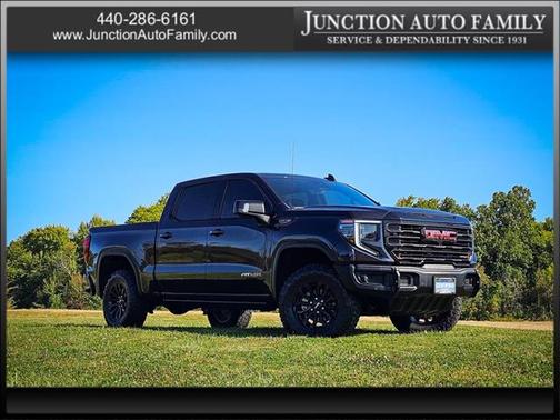 2023 GMC Sierra 1500 AT4X