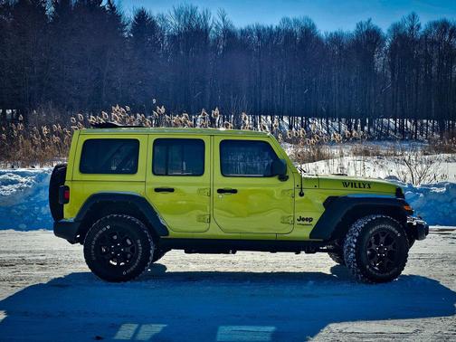 2022 Jeep Wrangler Willys