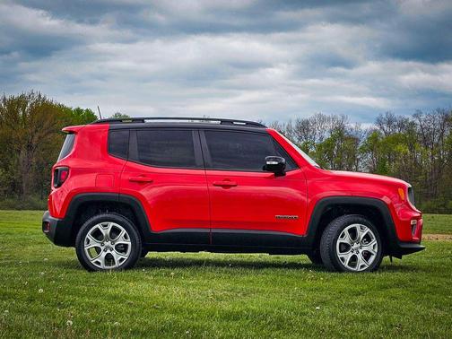 Colorado Red Clearcoat 2022 Jeep Renegade Limited