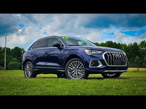 2022 Audi Q3 40 Premium